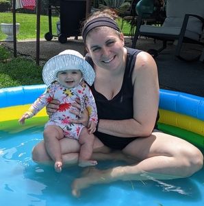 Meet your Posher, Annie